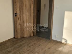 Pronájem bytu 3+1, Praha - Michle, Pod dálnicí, 85 m2