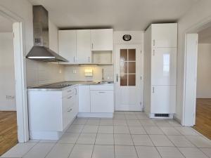 Pronájem bytu 2+1, Praha, Braunerova, 46 m2