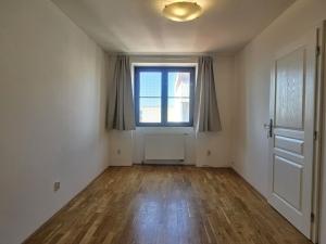 Pronájem bytu 2+1, Praha, Braunerova, 46 m2