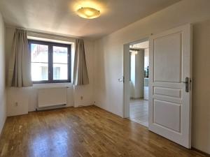 Pronájem bytu 2+1, Praha, Braunerova, 46 m2