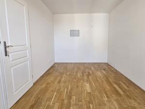 Pronájem bytu 2+1, Praha, Braunerova, 46 m2