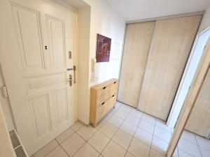 Pronájem bytu 2+1, Praha, Braunerova, 46 m2