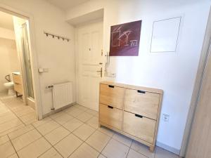 Pronájem bytu 2+1, Praha, Braunerova, 46 m2