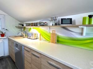Prodej rodinného domu, Jílové u Prahy, Ke Slunci, 162 m2