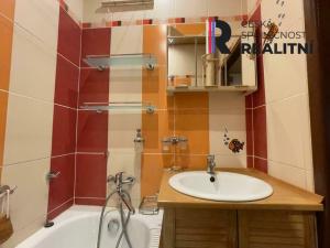 Prodej bytu 4+1, Sokolov, Heyrovského, 80 m2