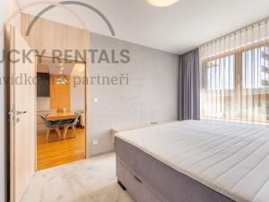 Pronájem bytu 2+kk, Praha - Modřany, Zlochova, 56 m2