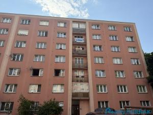 Prodej bytu 2+1, Plzeň - Lobzy, Na Dlouhých, 57 m2