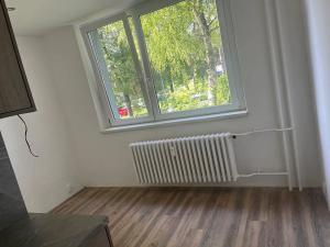 Pronájem bytu 1+1, Uherské Hradiště, Na Rybníku, 37 m2