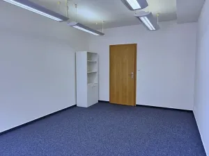 Pronájem kanceláře, Praha - Žižkov, Jeseniova, 79 m2