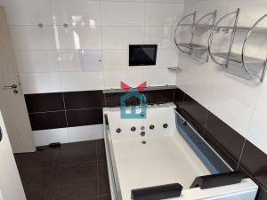 Prodej bytu 3+kk, Praha - Lochkov, K Lahovské, 127 m2