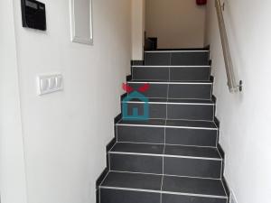 Prodej bytu 3+kk, Praha - Lochkov, K Lahovské, 90 m2
