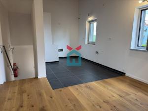 Prodej bytu 3+kk, Praha - Lochkov, K Lahovské, 90 m2