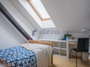 Pronájem bytu 6+kk a větší, Praha, Strojnická, 160 m2