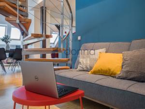Pronájem bytu 6+kk a větší, Praha, Strojnická, 160 m2