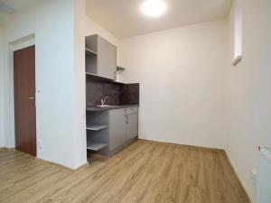 Pronájem kanceláře, Poděbrady, Hakenova, 10 m2