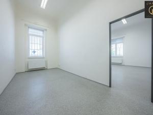 Pronájem kanceláře, Kladno, Huťská, 883 m2