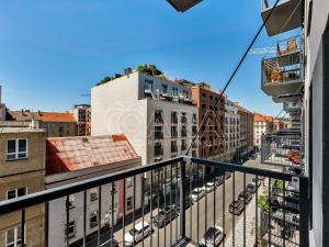 Pronájem bytu 1+kk, Praha - Holešovice, Tusarova, 28 m2