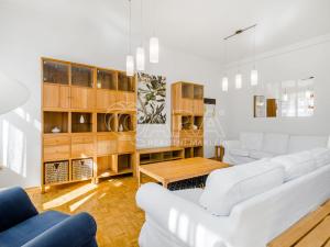 Pronájem bytu 4+kk, Praha, Kateřinská, 120 m2