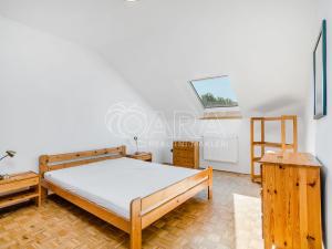 Pronájem bytu 4+kk, Praha, Kateřinská, 120 m2