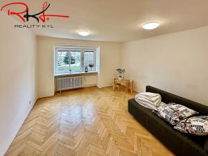 Pronájem bytu 2+1, Praha, Podbabská, 60 m2