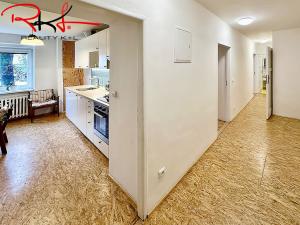 Pronájem bytu 2+1, Praha, Podbabská, 60 m2