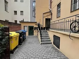 Pronájem skladu, Praha - Nové Město, Klimentská, 61 m2
