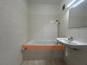 Pronájem bytu 2+1, Ostrava - Mariánské Hory, Zelená, 60 m2