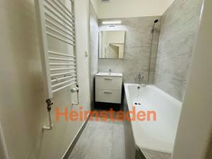 Pronájem bytu 2+1, Ostrava - Poruba, Komenského, 55 m2