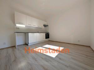Pronájem bytu 2+1, Ostrava - Poruba, Komenského, 55 m2