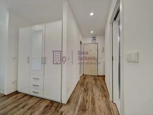 Pronájem bytu 3+1, Jindřichův Hradec, sídliště Vajgar, 66 m2