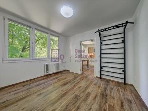 Pronájem bytu 3+1, Jindřichův Hradec, sídliště Vajgar, 66 m2