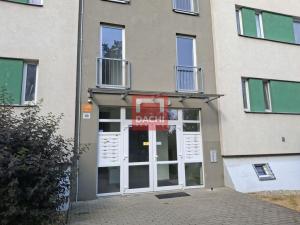 Pronájem bytu 1+kk, Olomouc, gen. Píky, 34 m2