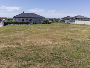 Prodej pozemku pro bydlení, Dobrovice, U Vrbiček, 1189 m2