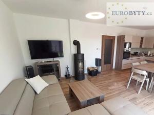 Pronájem rodinného domu, Vyžlovka, U Pískovny, 142 m2