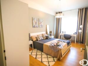 Prodej bytu 2+kk, Praha, Sokolovská, 55 m2