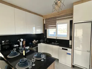 Pronájem bytu 2+kk, Trikomo, Kypr, 54 m2