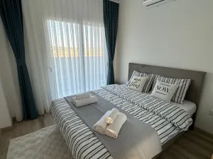 Pronájem bytu 2+kk, Trikomo, Kypr, 54 m2