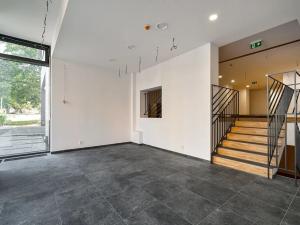 Pronájem restaurace, Praha - Žižkov, Olšanská, 352 m2