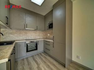 Pronájem bytu 2+kk, Nymburk, V Kolonii, 57 m2