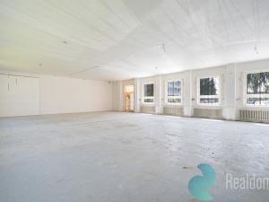 Pronájem kanceláře, České Budějovice, Školní, 610 m2