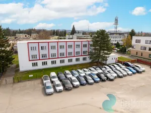 Pronájem kanceláře, České Budějovice, Školní, 528 m2