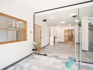 Prodej kanceláře, České Budějovice, Školní, 1260 m2