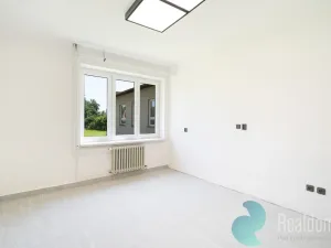 Prodej kanceláře, České Budějovice, Školní, 1260 m2