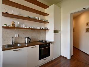 Pronájem bytu 2+1, Praha - Nusle, Oldřichova, 42 m2