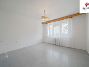Prodej bytu 3+1, Úpice, Nová Závoď, 79 m2