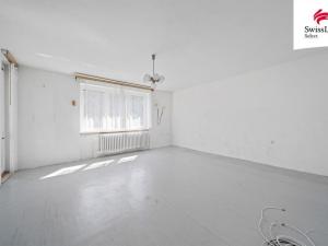 Prodej bytu 3+1, Úpice, Nová Závoď, 79 m2