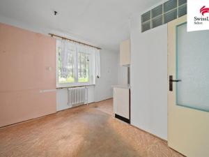 Prodej bytu 3+1, Úpice, Nová Závoď, 79 m2
