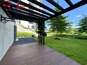 Pronájem bytu 2+kk, Praha - Holešovice, Sanderova, 72 m2