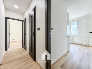 Pronájem bytu 2+1, Ústí nad Labem, Kozinova, 54 m2
