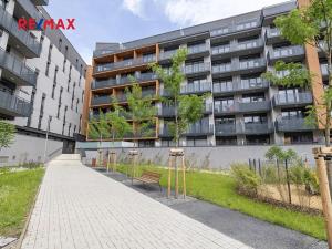 Prodej bytu 1+kk, Praha - Háje, Sochorcova, 31 m2